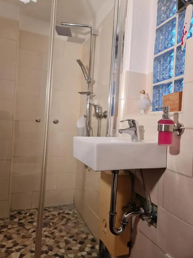 Casa de Férias Schoenste Lage Am Rhein, Behagliches Haus Mit Kamin. Colónia
